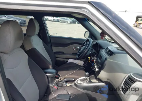 2016 Kia Soul z USA, uszkodzony, nr VIN KNDJN2A20G7844381